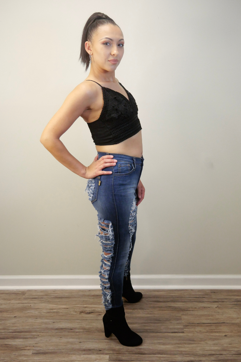 Lacie Halter Crop Top (Black)